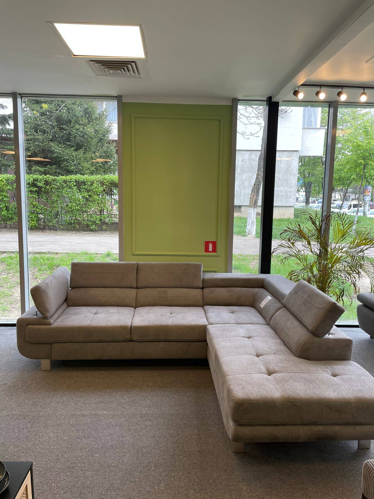 Coltar Lotos - Extensibil cu lada de depozitare
