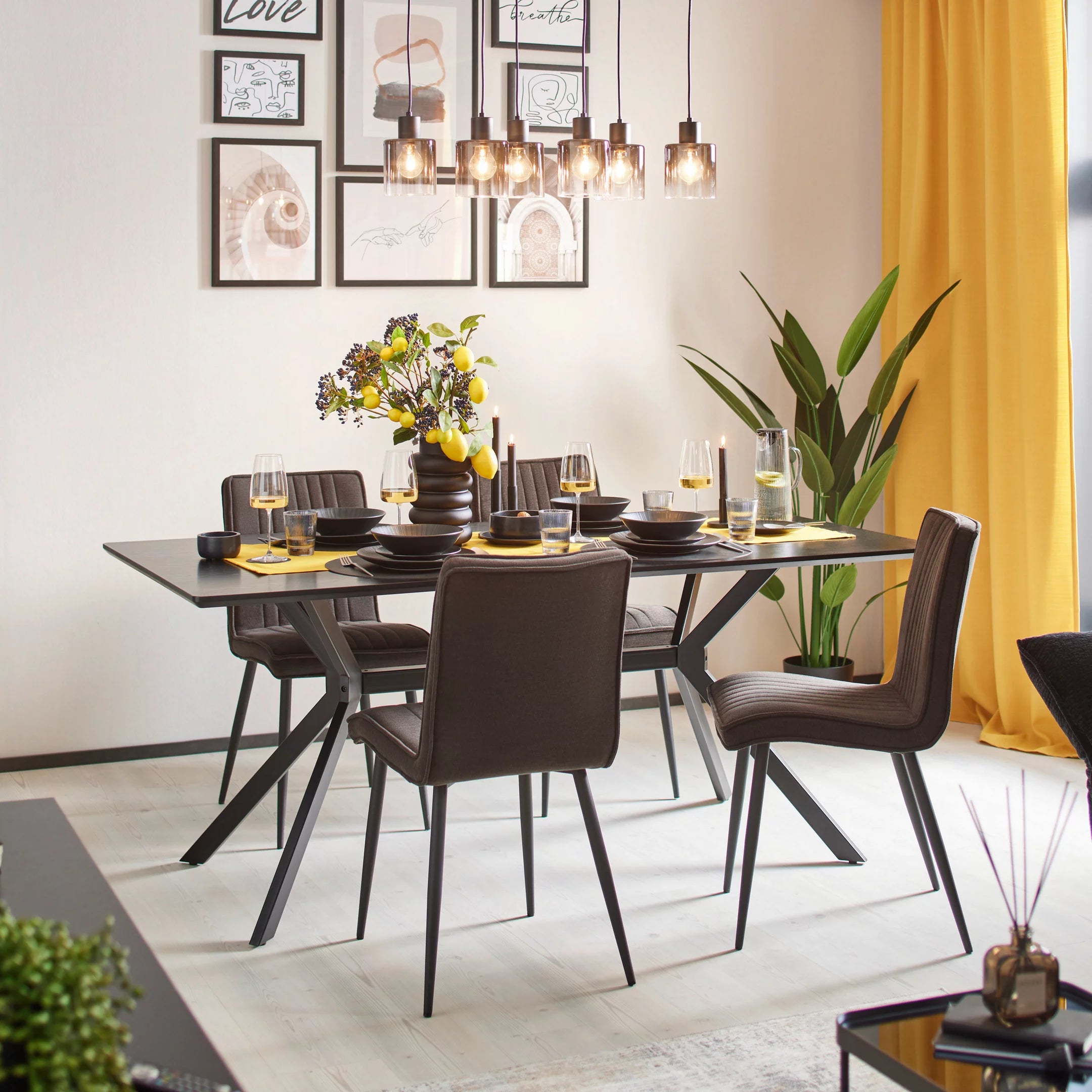 Lampă suspendată Estelle