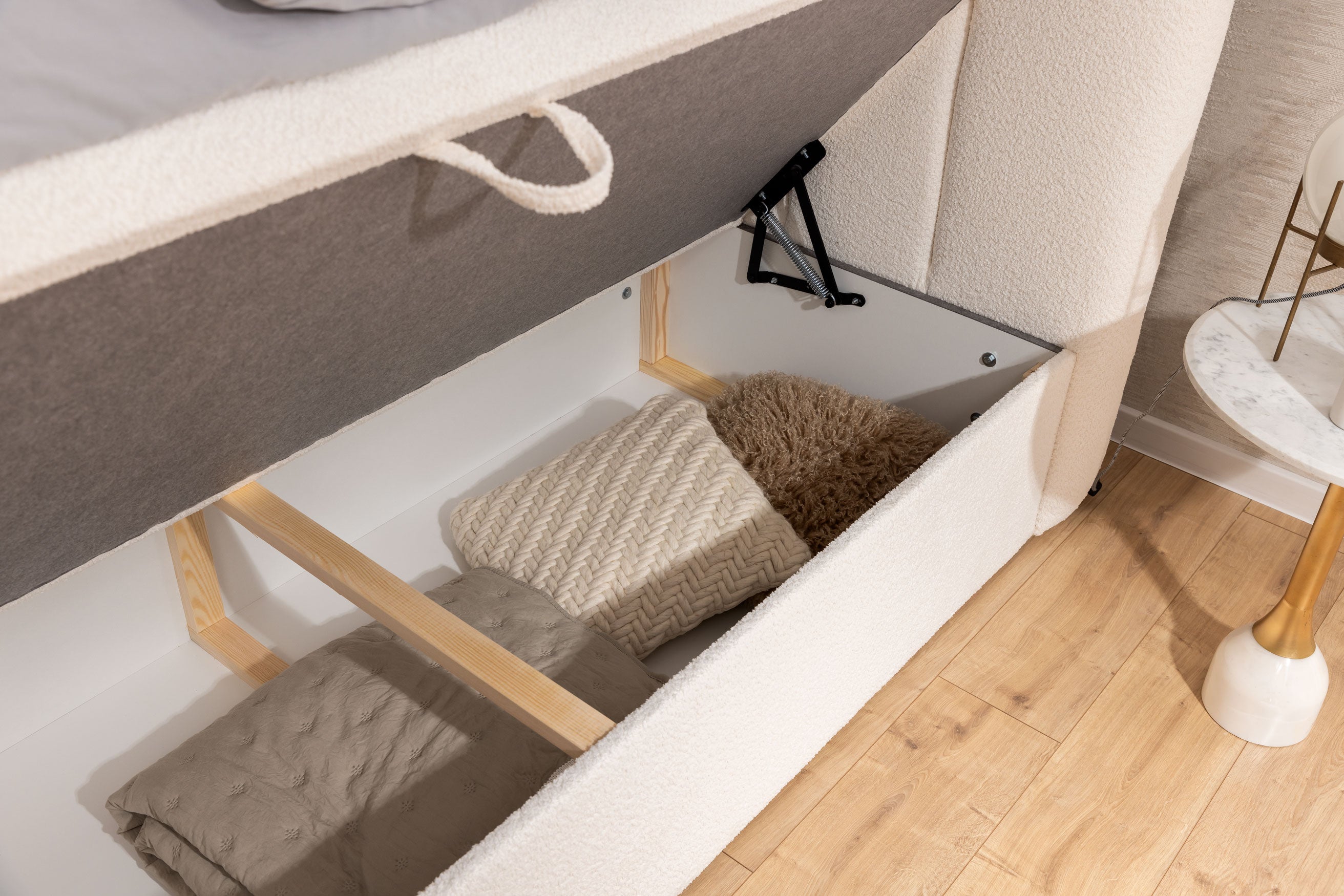 Pat Continental CHLOE